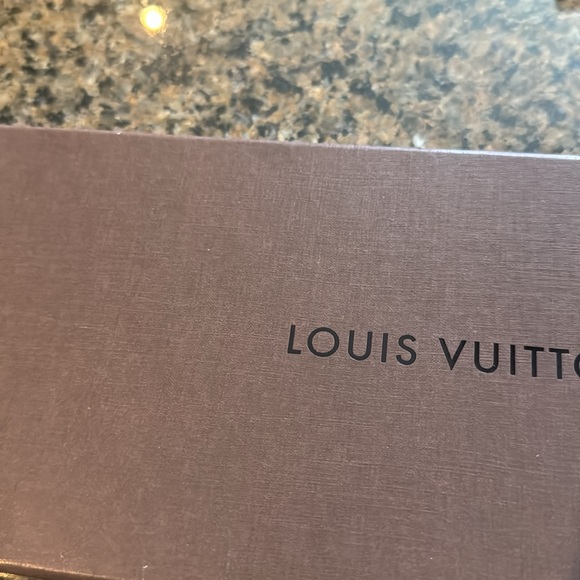 Louis Vuitton tie box - Picture 3 of 7